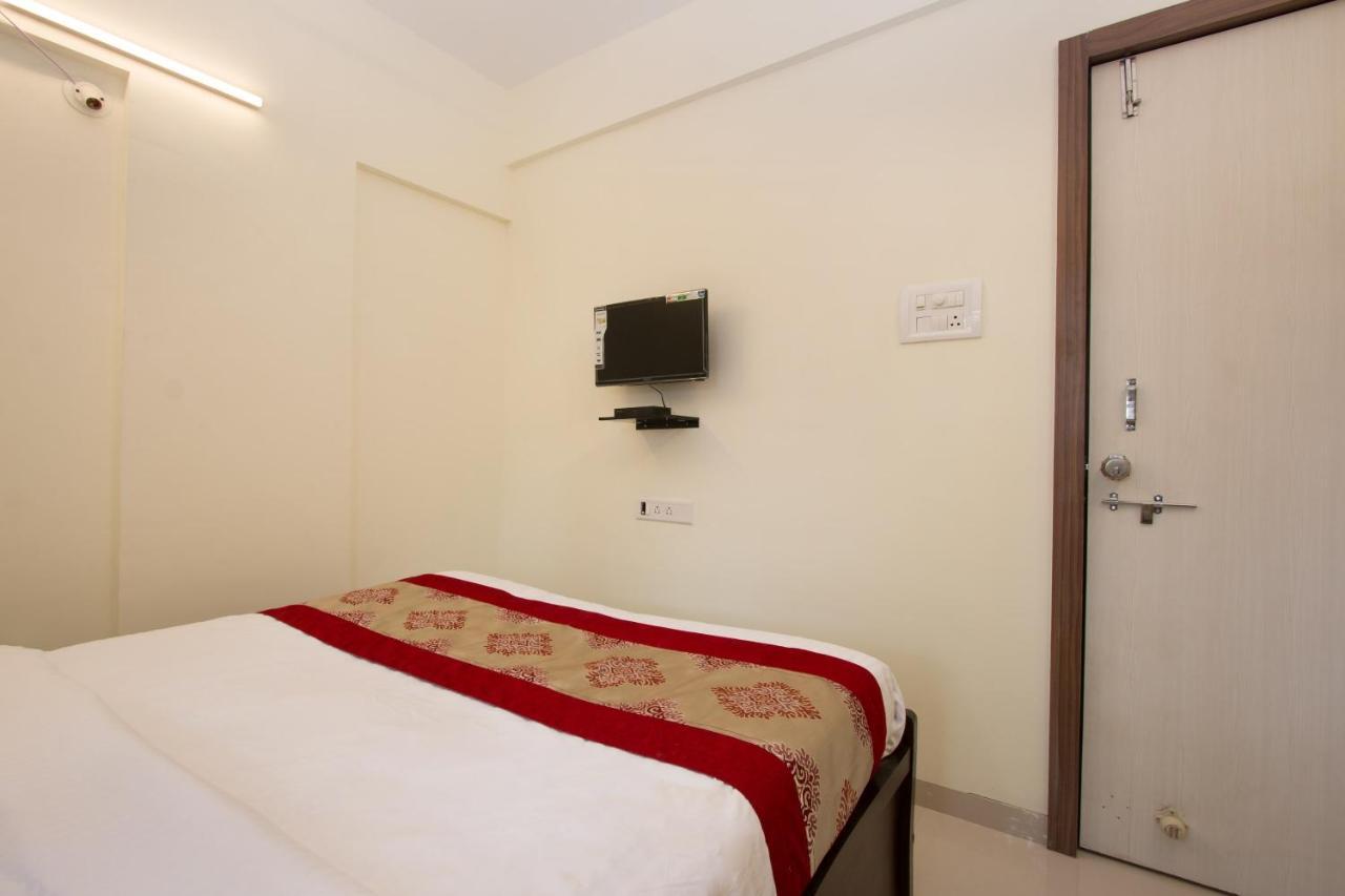 מלון Khadki Oyo 9052 Leisurely Abode מראה חיצוני תמונה